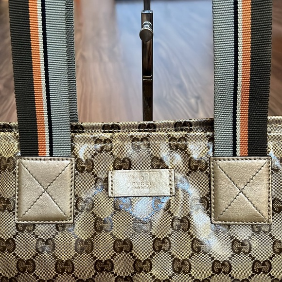 A309- 💯%authentic Gucci crystal shoulder bag - Picture 10 of 16